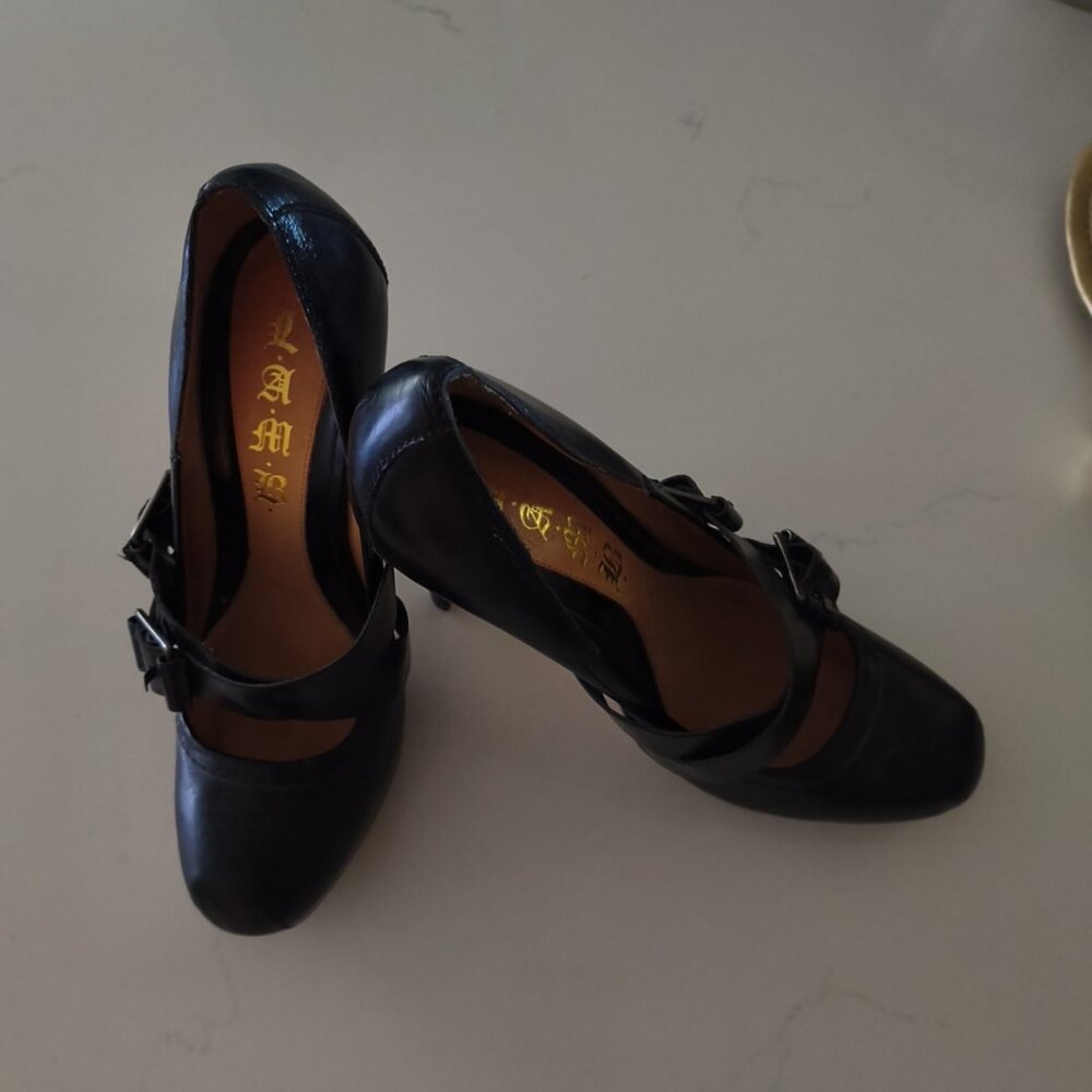 Women's LAMB pumps Black size 7